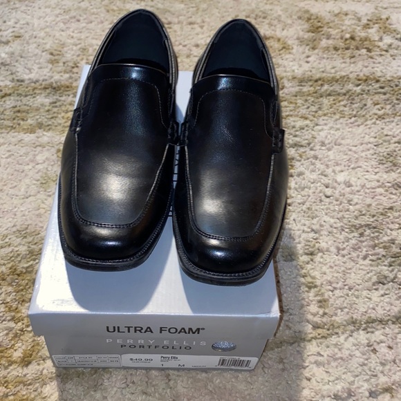 Perry Ellis Other - Boys dress shoes